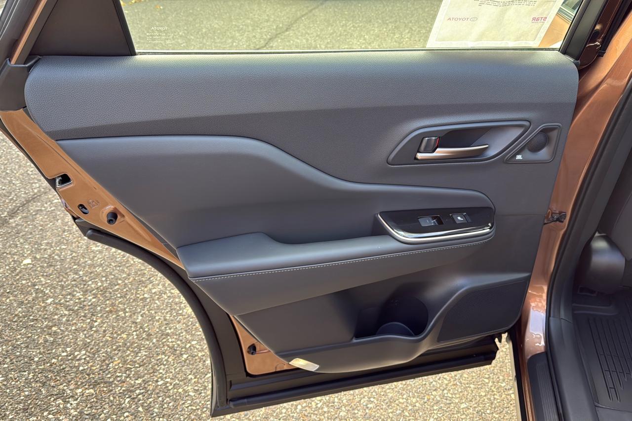 2025 Toyota Crown Signia Limited Advanced Tech Package Photo