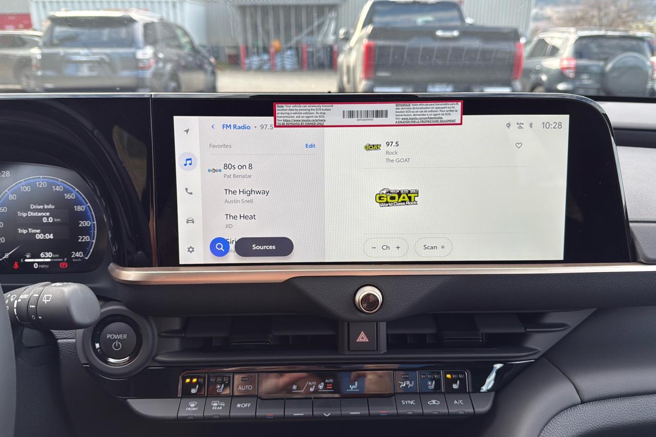 2025 Toyota Crown Signia Limited Advanced Tech Package Photo