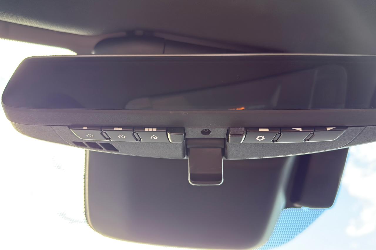 2025 Toyota Crown Signia Limited Advanced Tech Package Photo