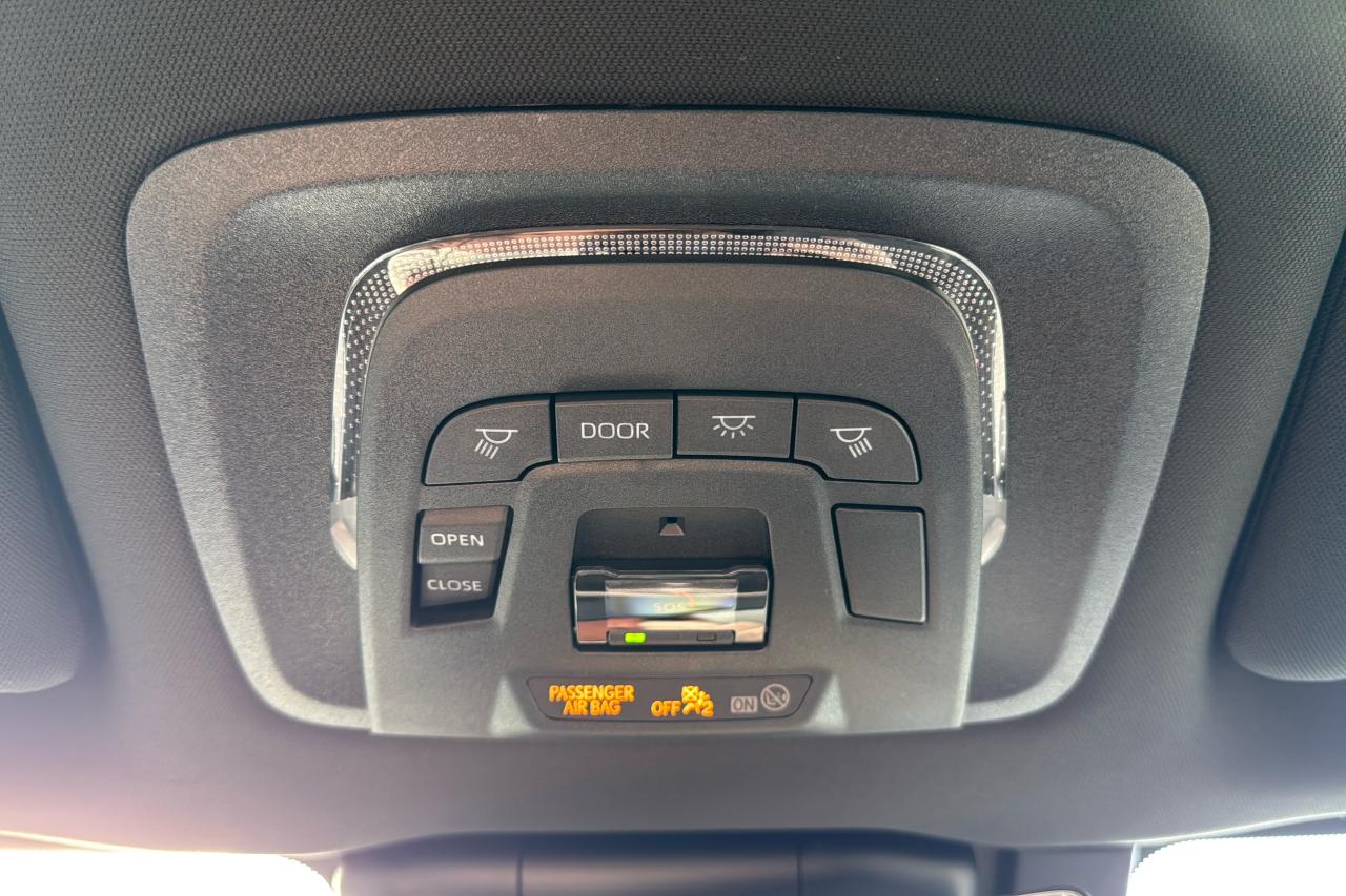 2025 Toyota Crown Signia Limited Advanced Tech Package Photo