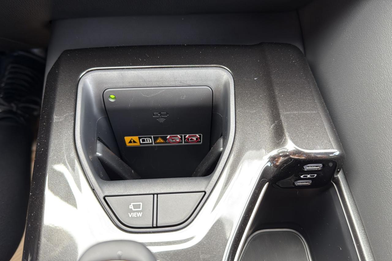 2025 Toyota Crown Signia Limited Advanced Tech Package Photo