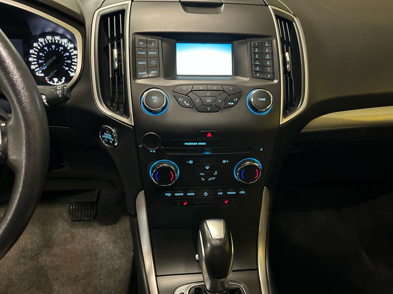 2018 Ford Edge SEL - Photo #11