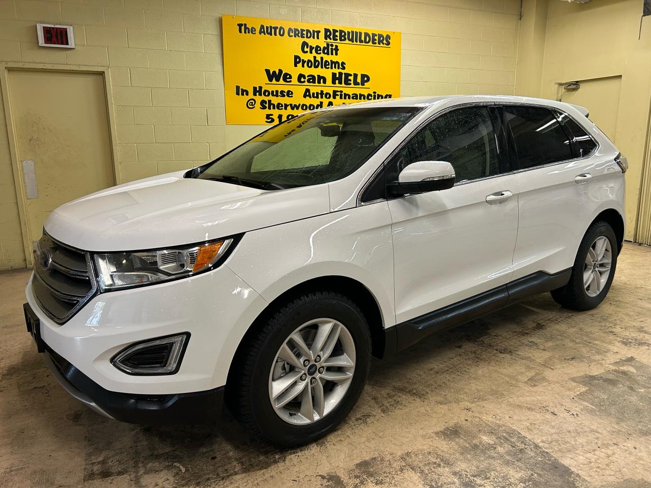 2018 Ford Edge SEL Photo2