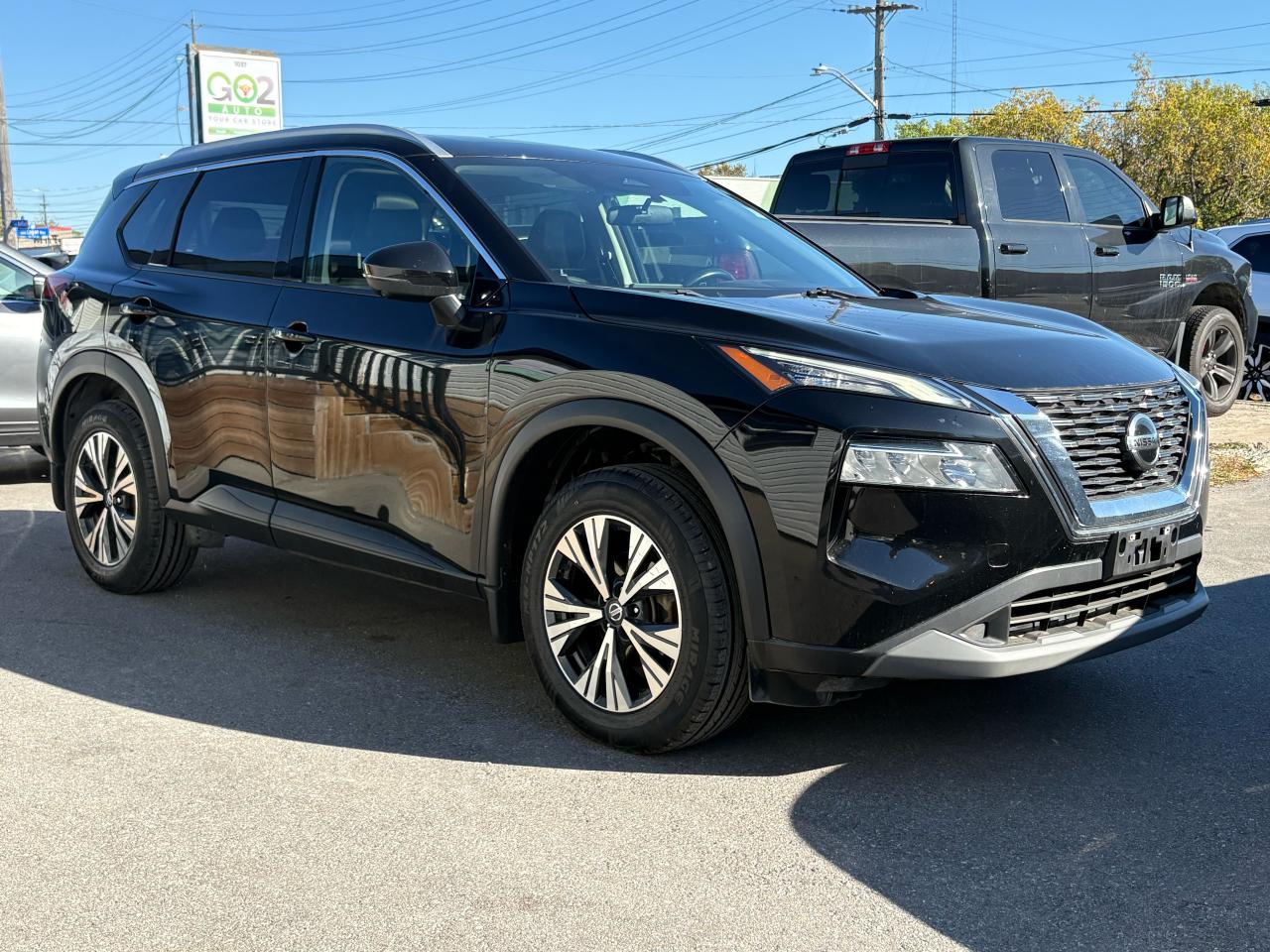 2021 Nissan Rogue SV - Photo #3