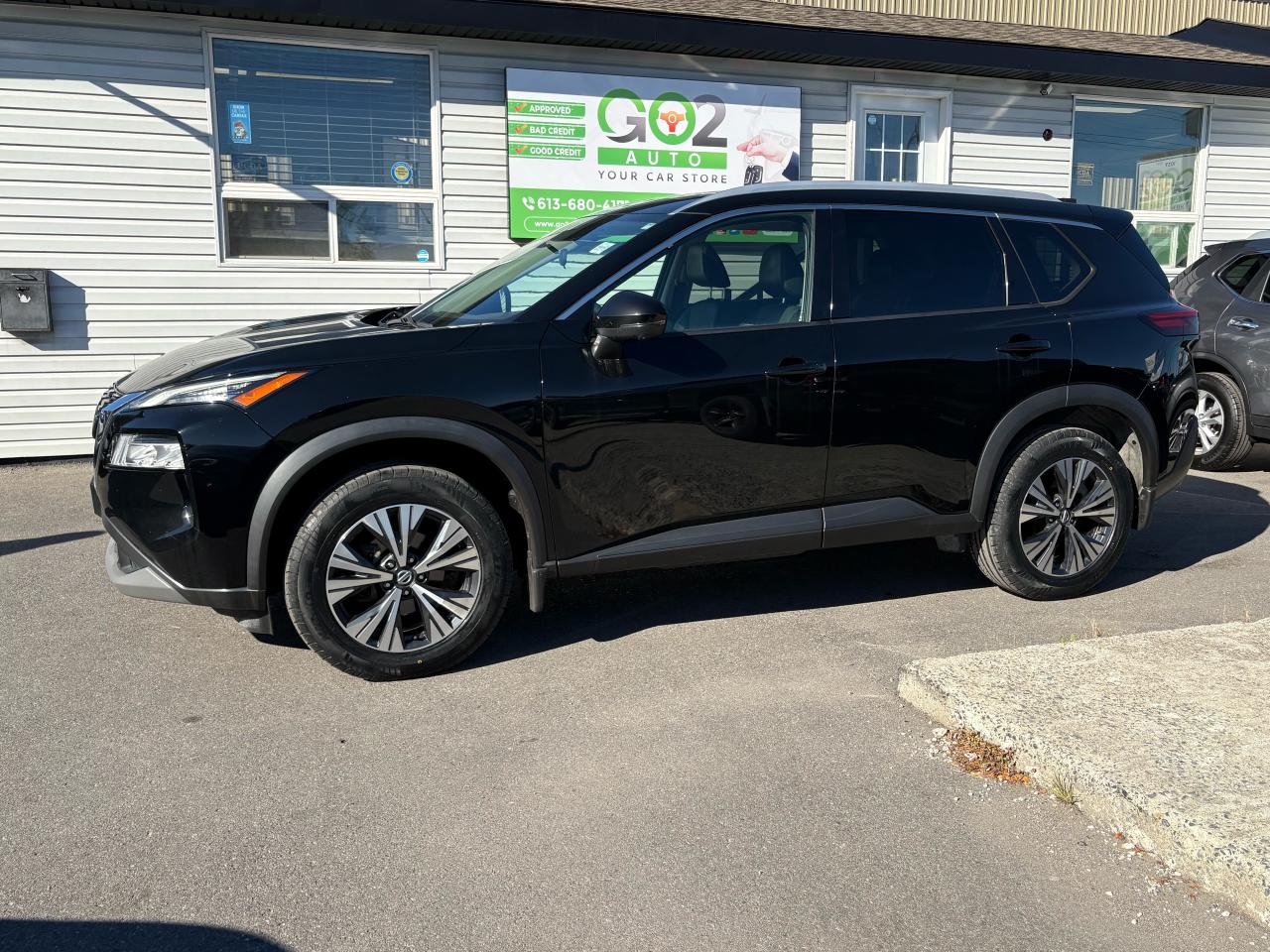 2021 Nissan Rogue SV Photo4