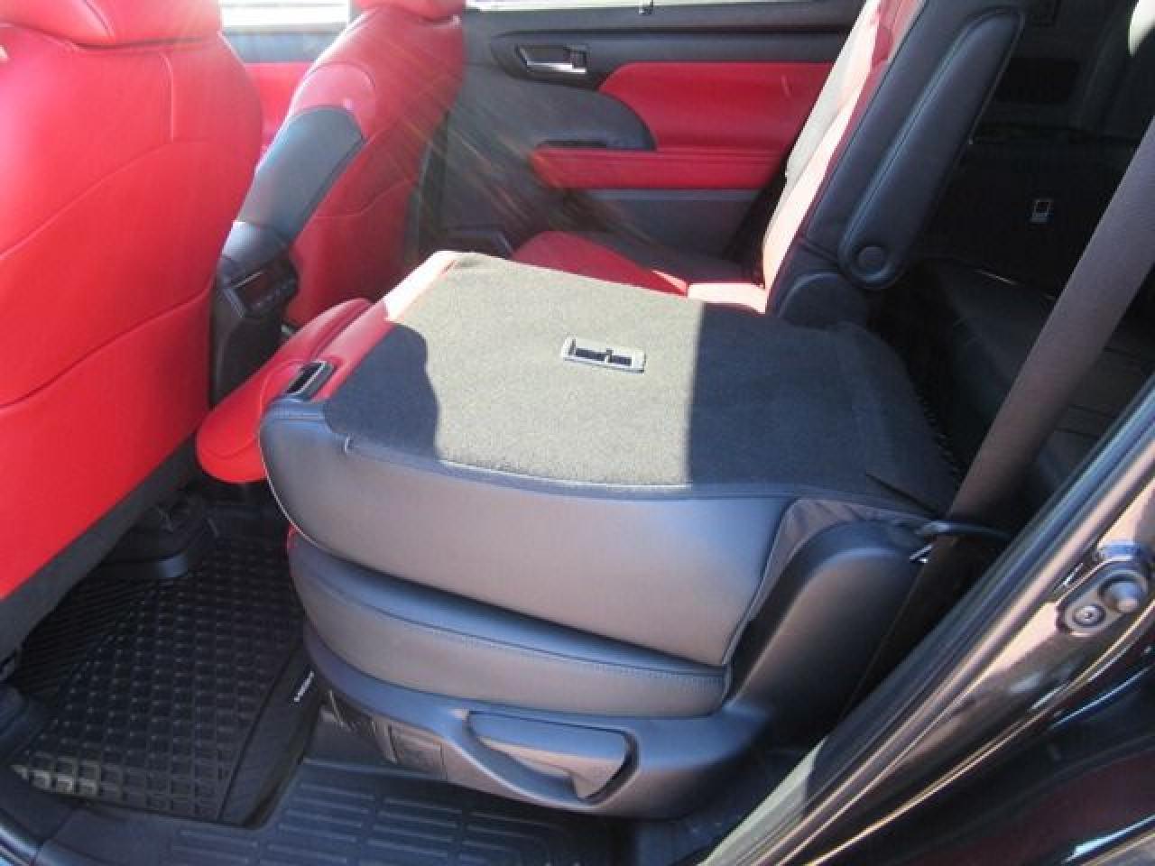 2023 Toyota Highlander XSE - Photo #18