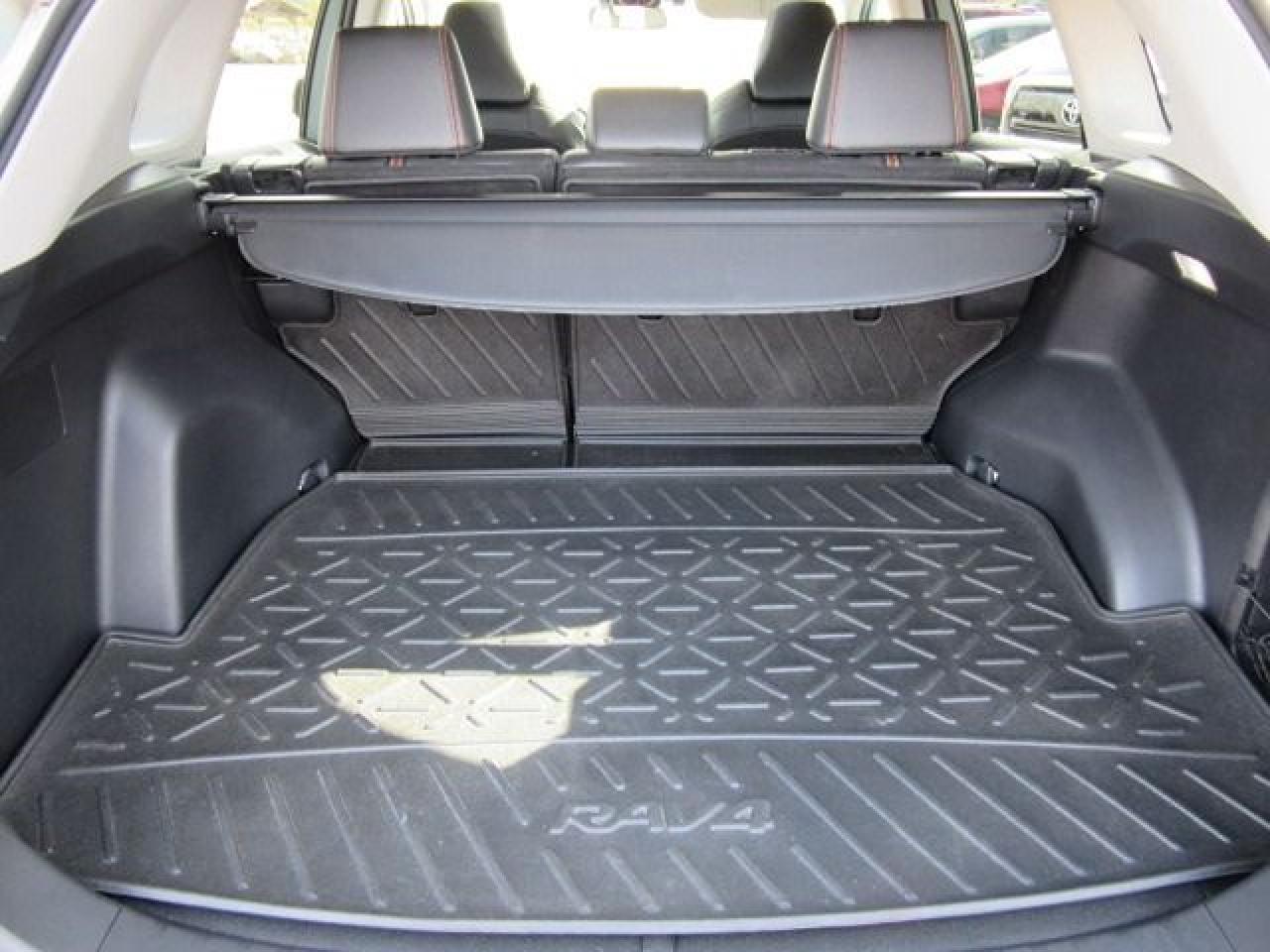 2022 Toyota RAV4 TRAIL - Photo #13