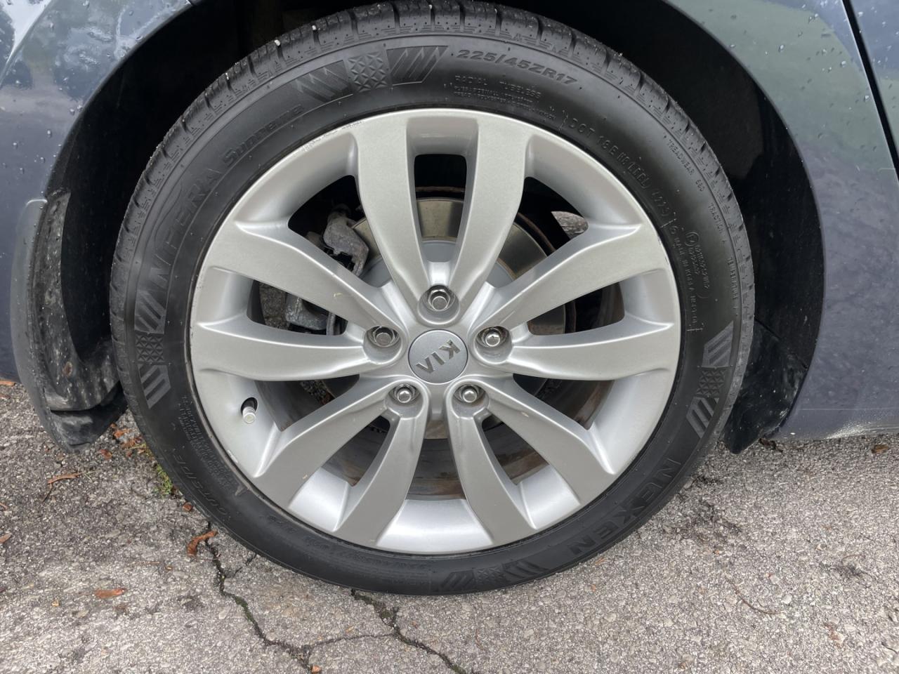 2014 Kia Rondo EX *Leather / backup camera / heated seats - Photo #19