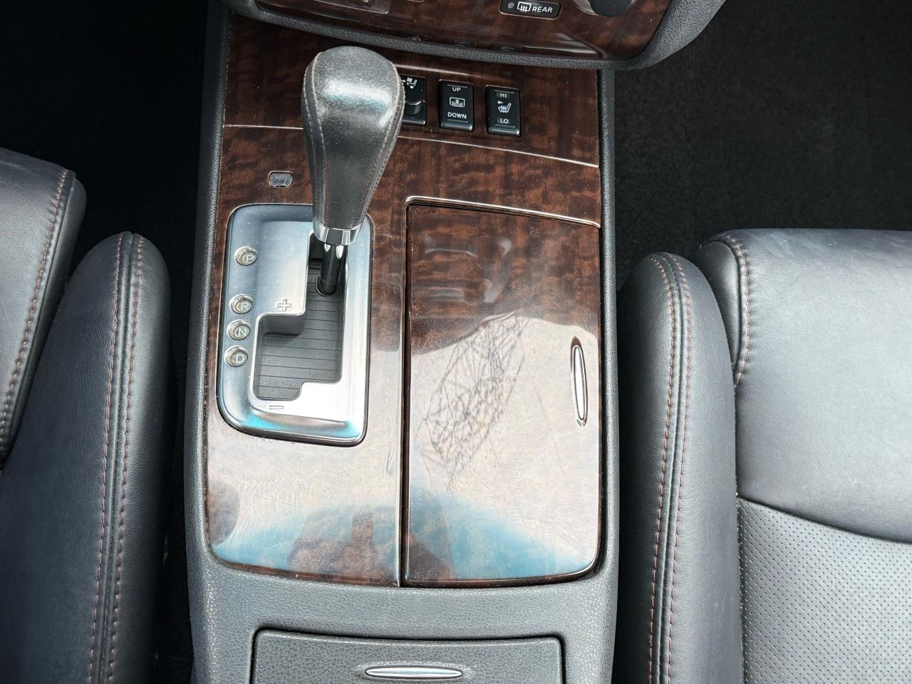 2011 Nissan Maxima 3.5 SV w/Premium Pkg - Photo #22