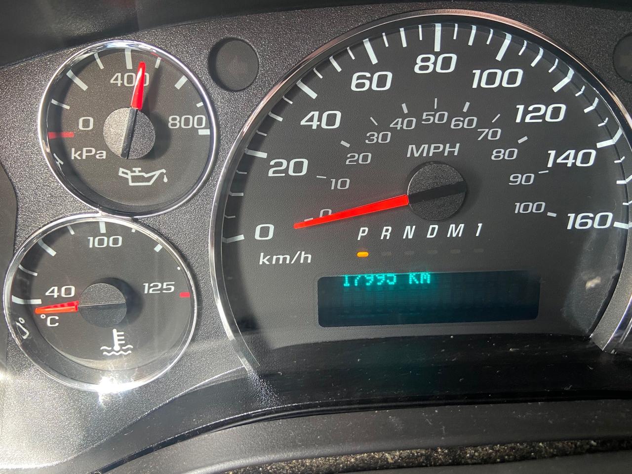 2023 GMC Savana Cargo Van  Photo4