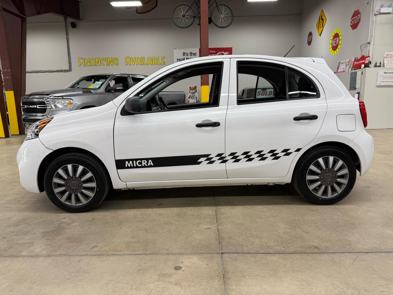 2019 Nissan Micra S - Photo #3