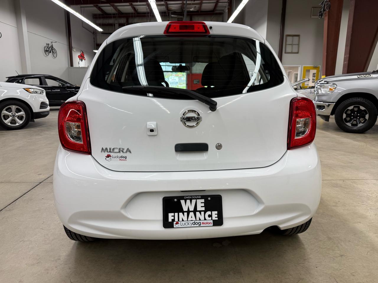 2019 Nissan Micra S Photo4