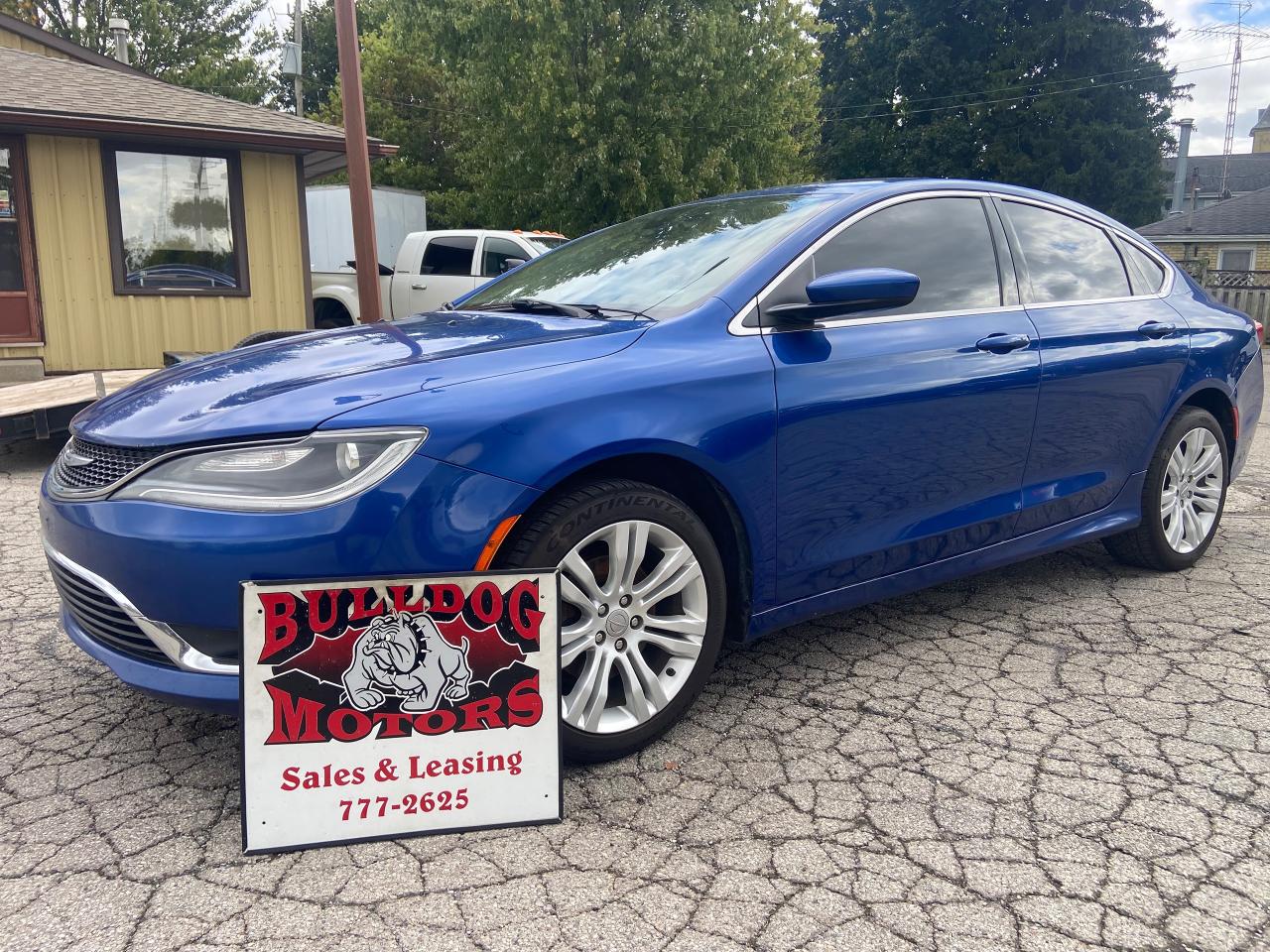 Used 2015 Chrysler 200 Limited for sale in Glencoe, ON