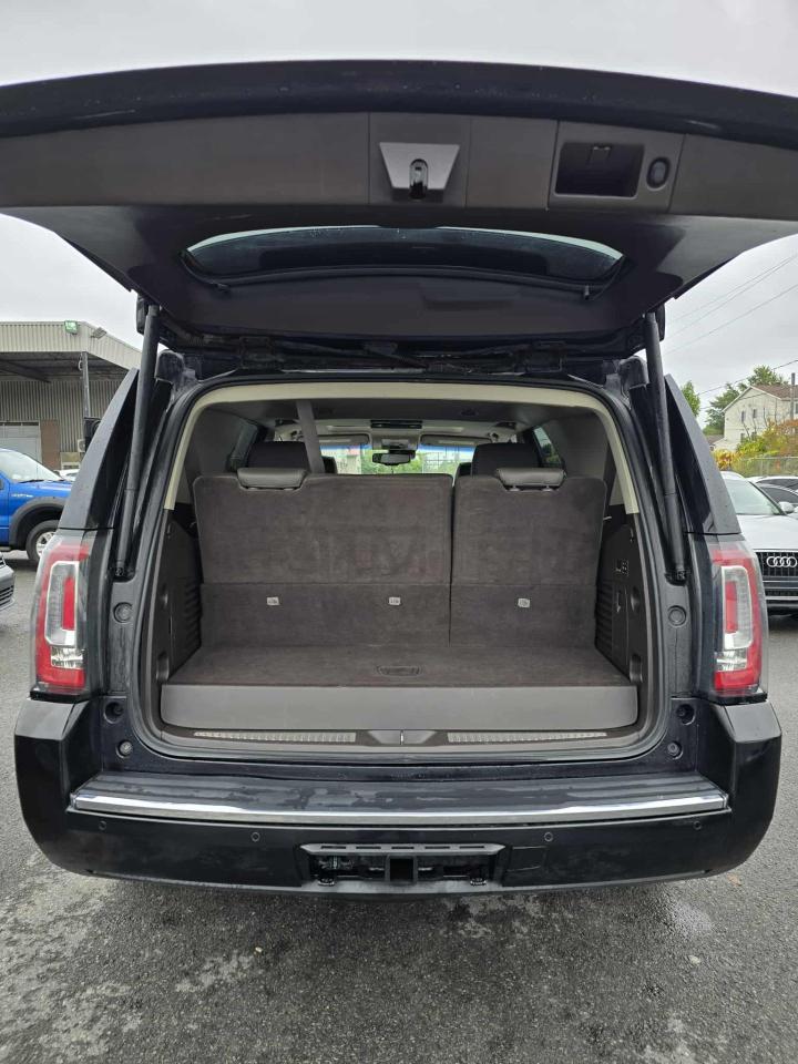 2016 GMC Yukon Denali - Photo #10