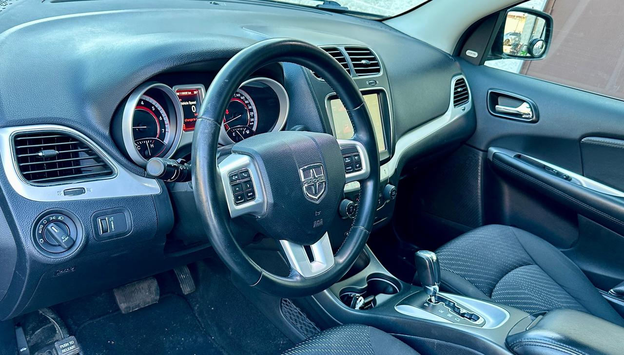 2017 Dodge Journey SXT | NO ACCIDENTS | 7 PASSENGER | NAVI | SUNROOF Photo