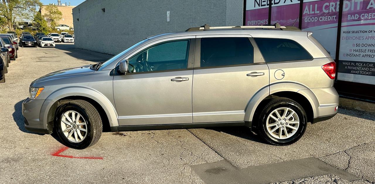2017 Dodge Journey SXT | NO ACCIDENTS | 7 PASSENGER | NAVI | SUNROOF Photo