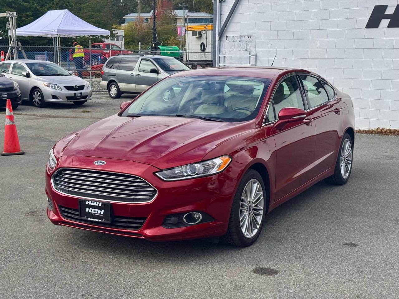 Used 2014 Ford Fusion SE FINANCING AVAILABLE for sale in Surrey, BC