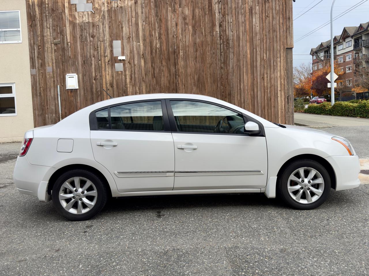 2010 Nissan Sentra 2.0 S FINANCING AVAILABLE Photo4