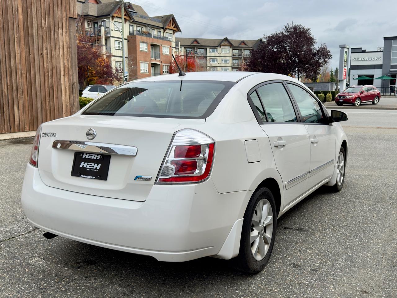 2010 Nissan Sentra 2.0 S FINANCING AVAILABLE Photo5