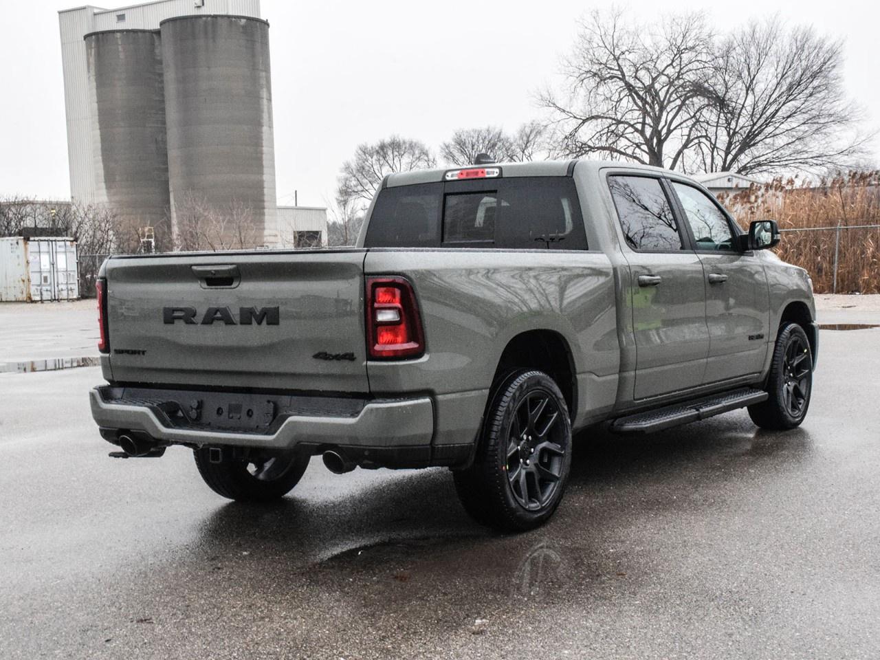 2026 RAM 1500 Sport 4x4 Crew Cab 6'4" Box Photo3