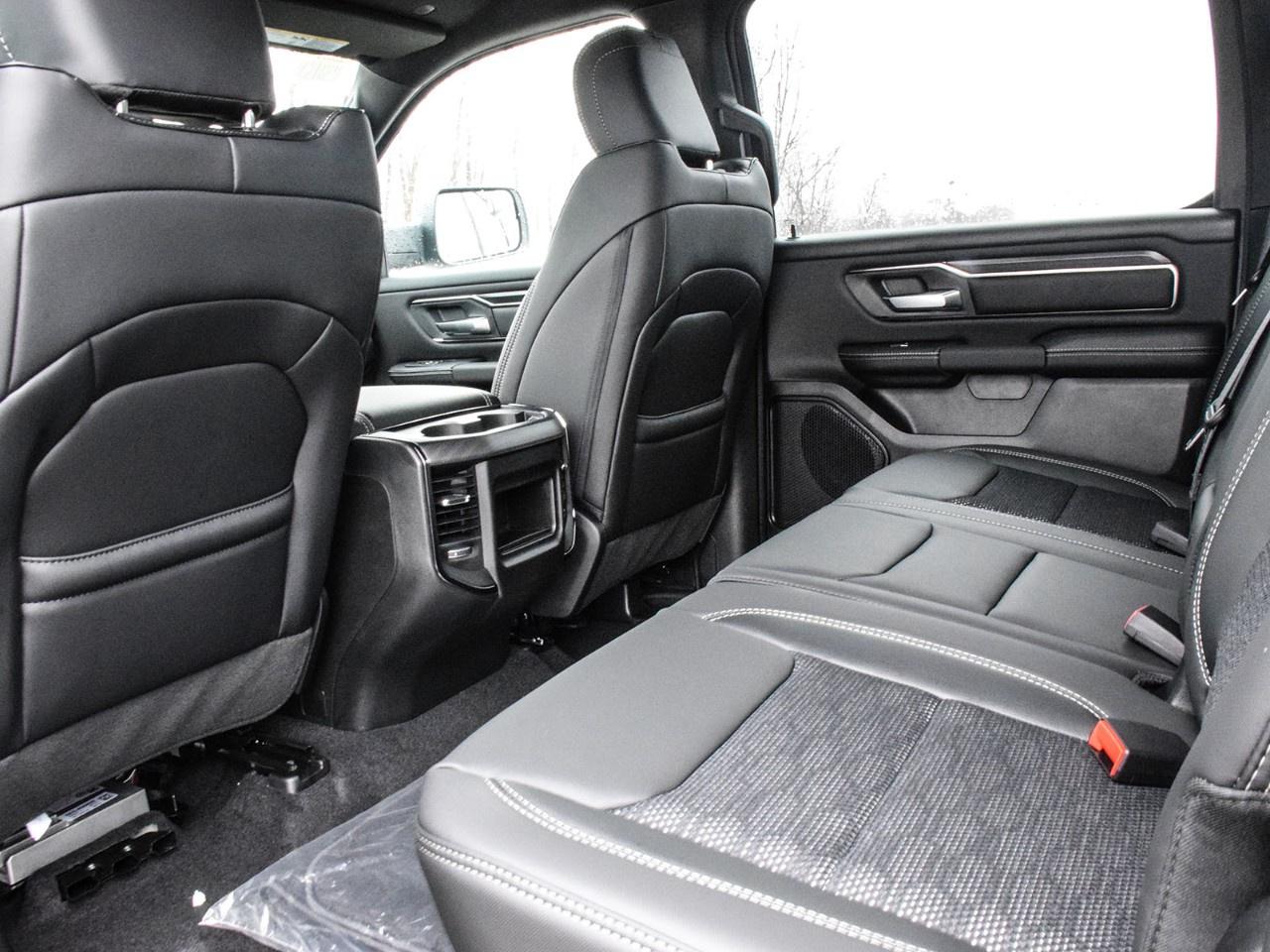 2026 RAM 1500 Sport 4x4 Crew Cab 6'4" Box Photo