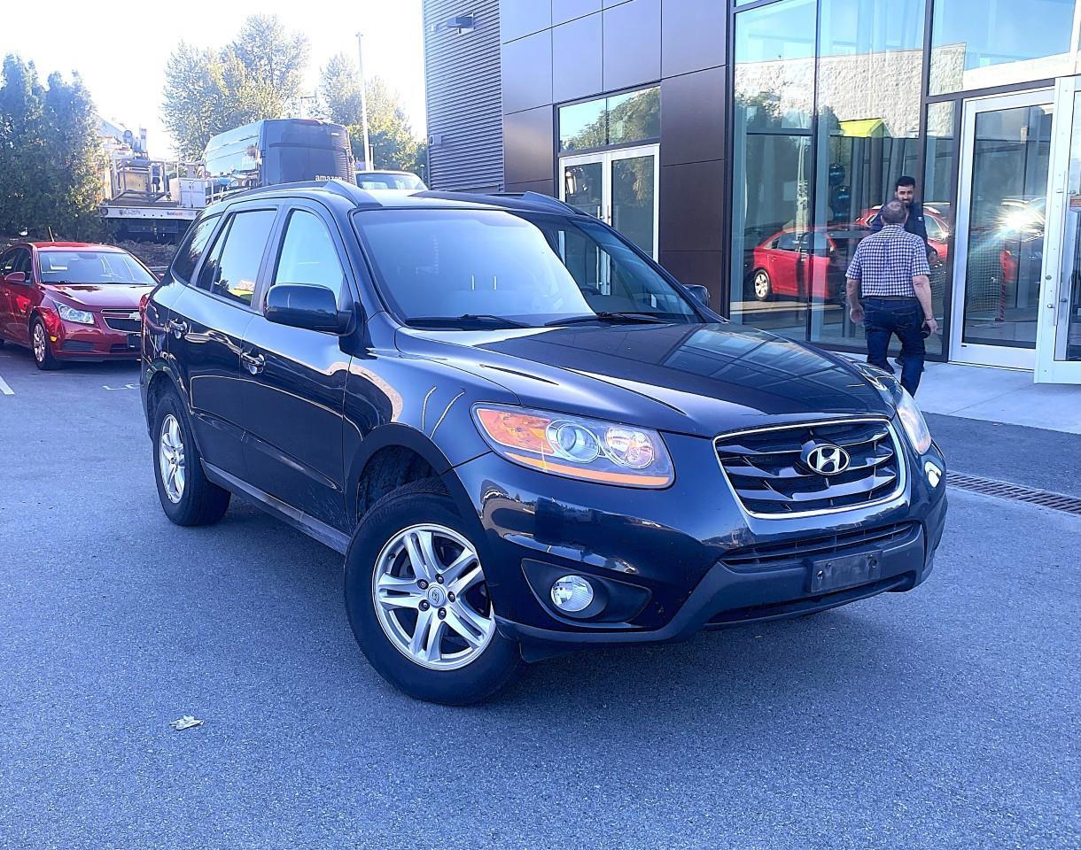 Used 2010 Hyundai Santa Fe GL 3.5 for sale in Abbotsford, BC