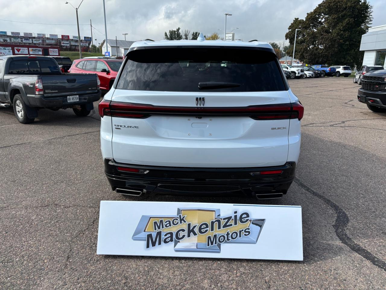 2026 Buick Enclave Sport Touring 2026 Buick Enclave ST AWD Photo