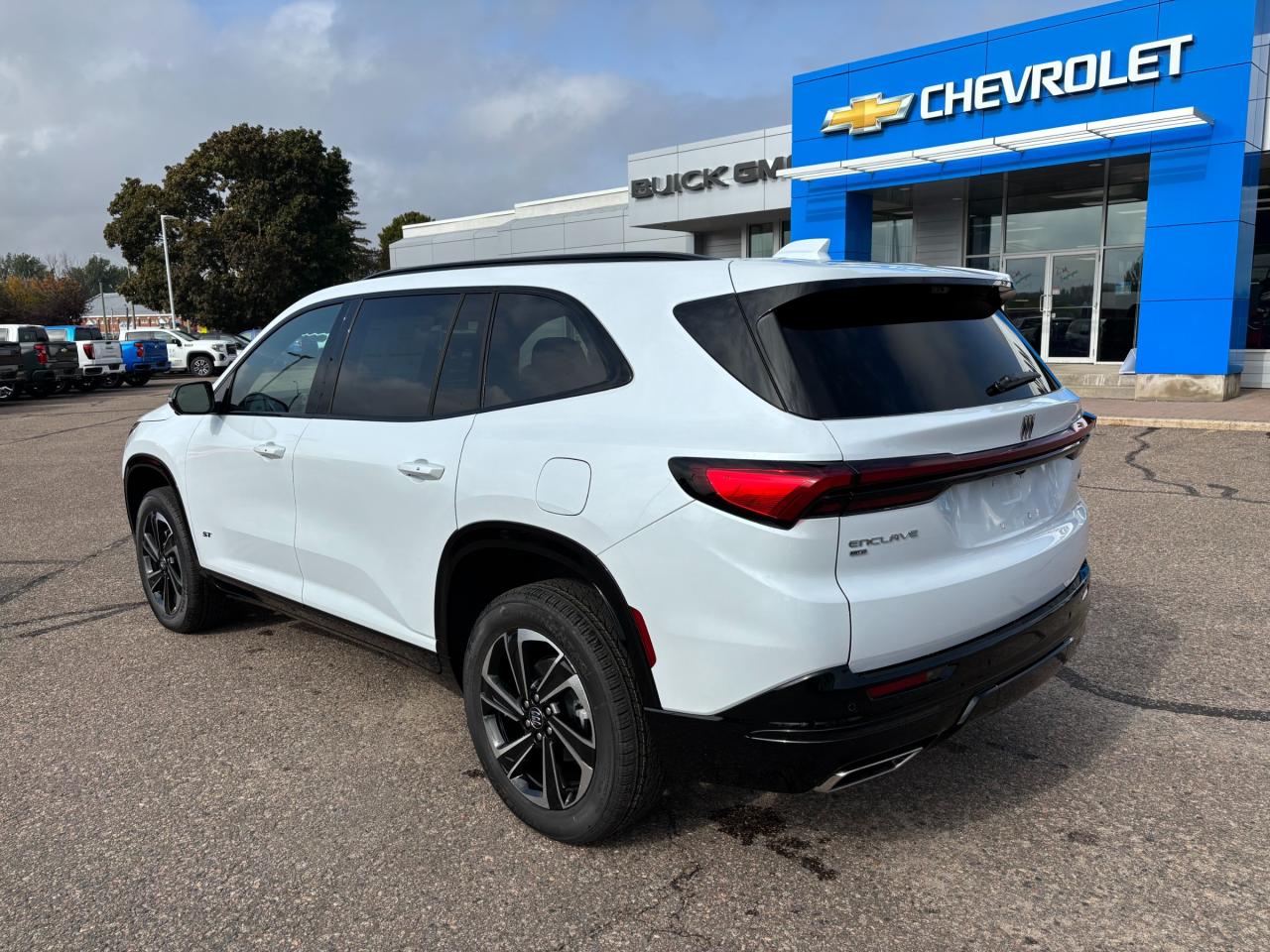2026 Buick Enclave Sport Touring 2026 Buick Enclave ST AWD Photo
