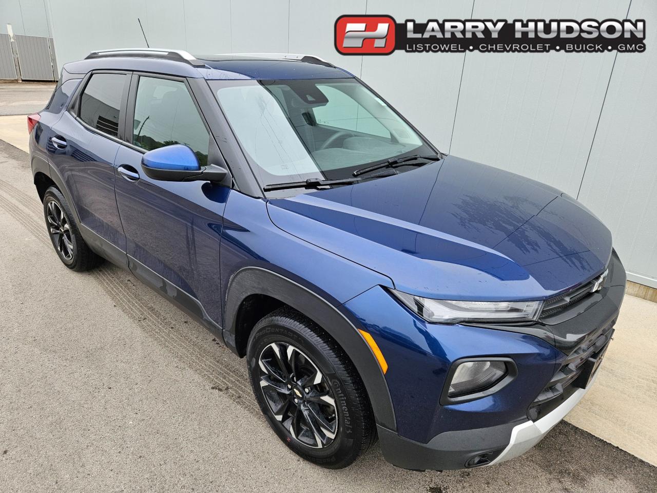 Used 2023 Chevrolet TrailBlazer LT One Owner | AWD | Sunroof | Convenience Package | 17