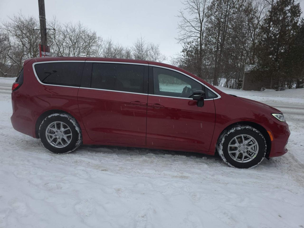 2026 Chrysler Pacifica Select 0% interest for 60 months!! Photo