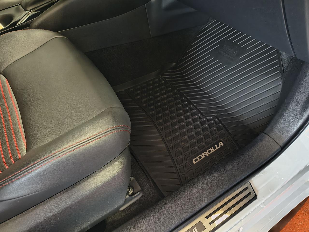 2024 Toyota Corolla XSE Photo0