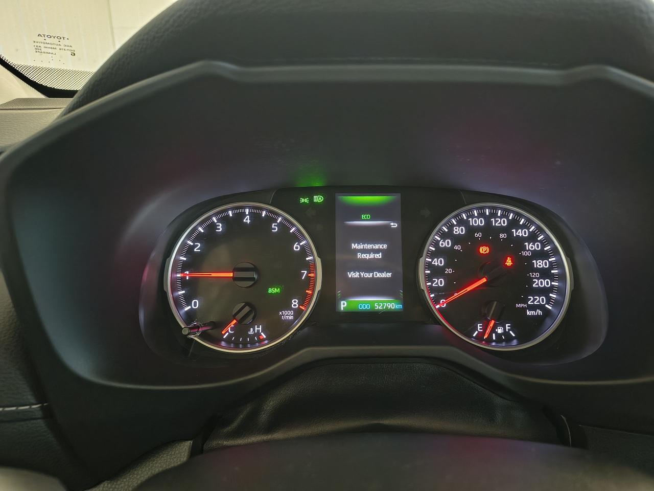 2022 Toyota RAV4 LE Photo0
