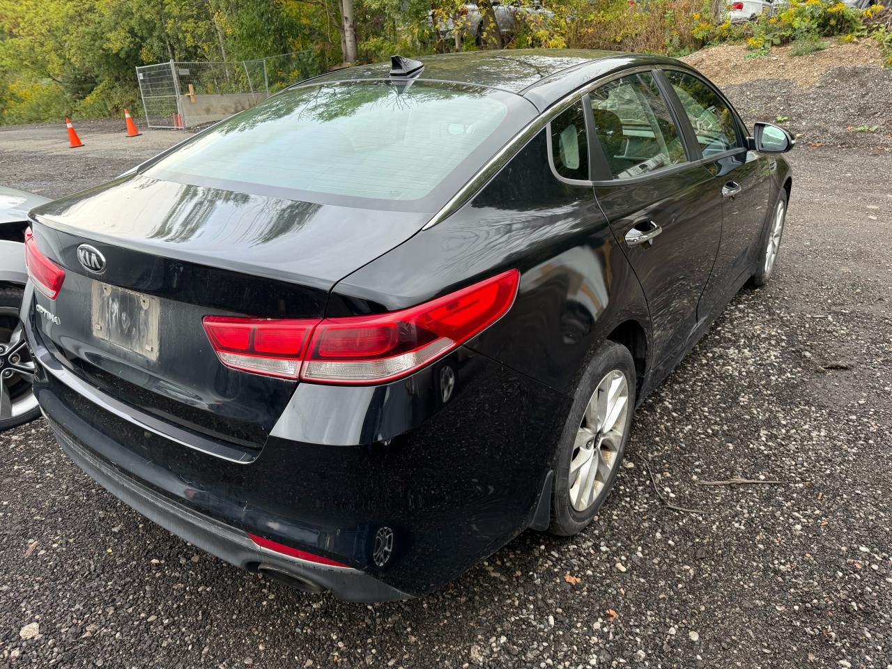2016 Kia Optima  - Photo #4