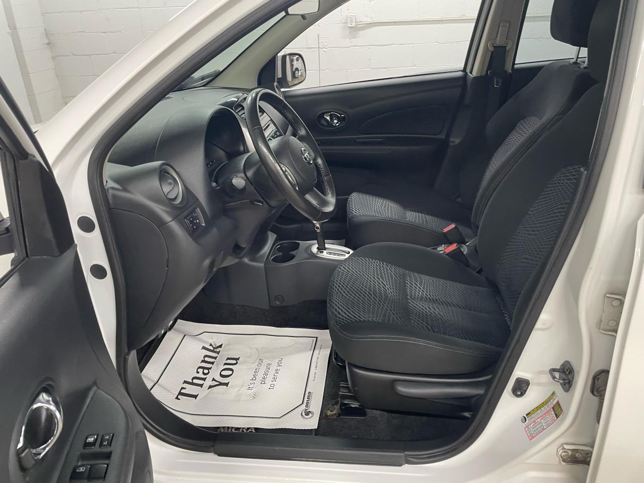 2017 Nissan Micra SR Photo7