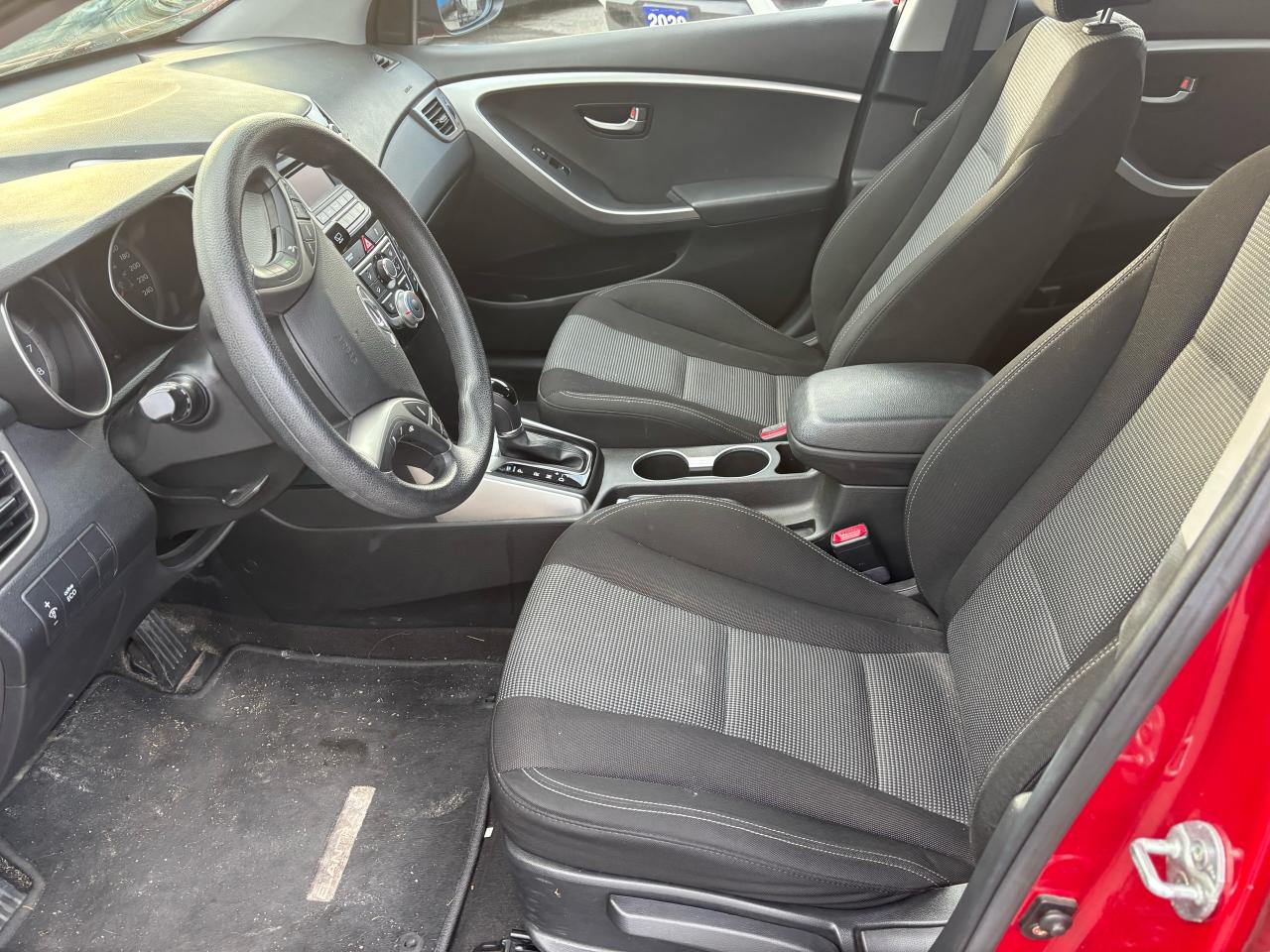 2015 Hyundai Elantra GT GL, Hatchback, Auto, Air, Heated Seats - Photo #18