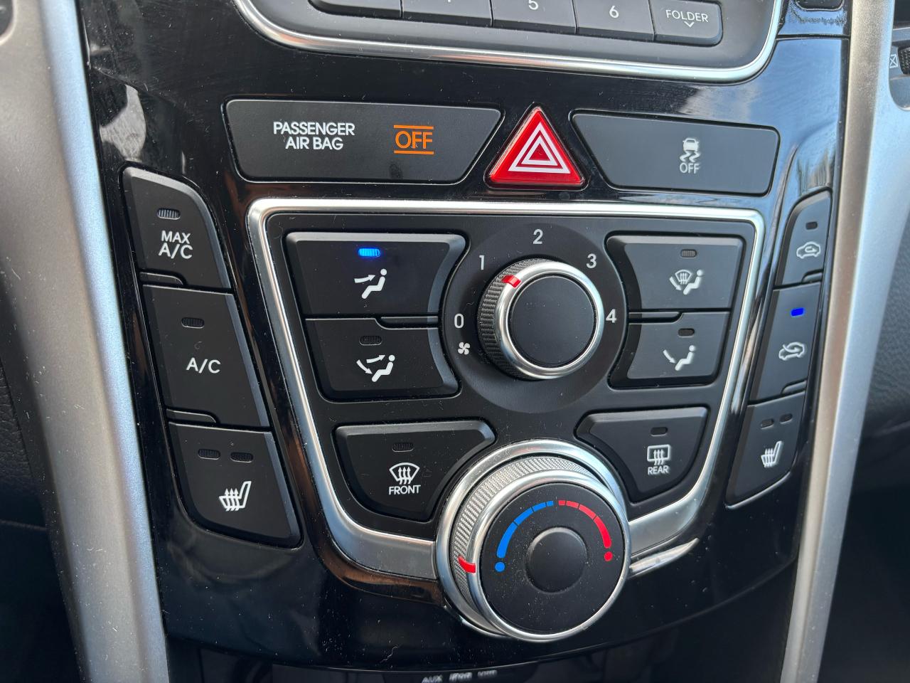 2015 Hyundai Elantra GT GL, Hatchback, Auto, Air, Heated Seats - Photo #15