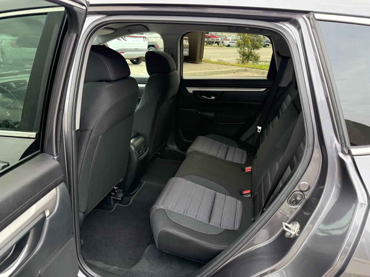 2020 Honda CR-V LX Photo28