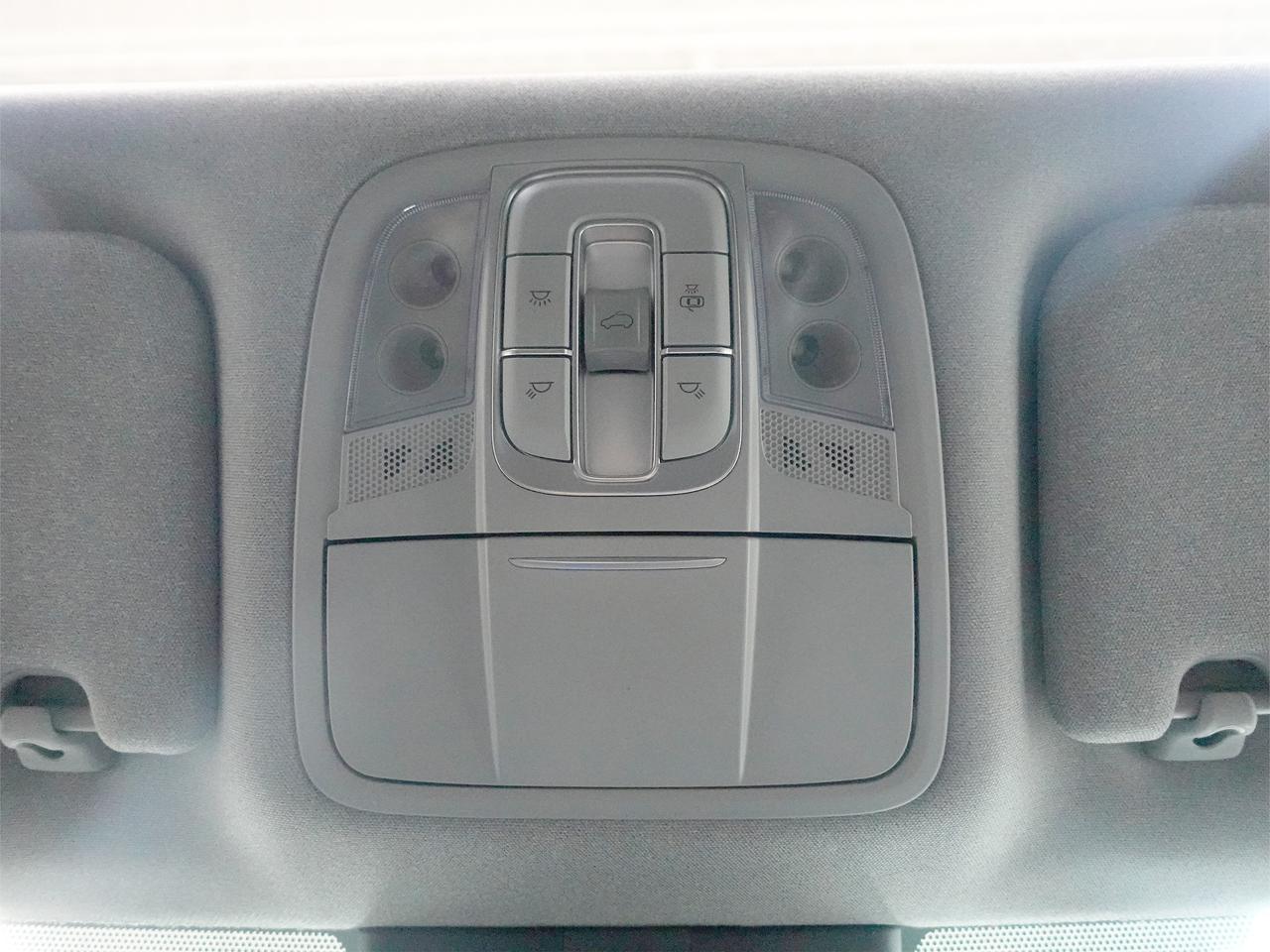 2020 Hyundai Santa Fe PREFERRED | AWD | Sun&Leather Pkg | BSM | CarPlay Photo