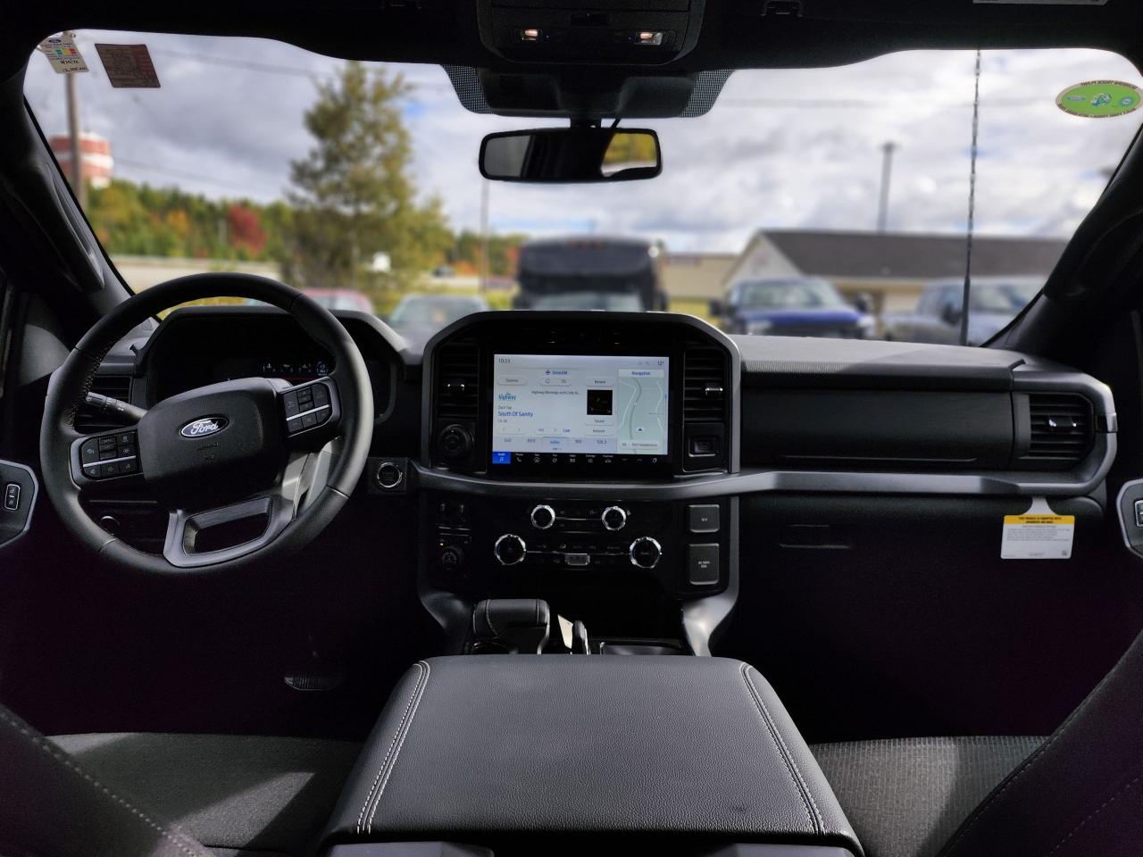 2025 Ford F-150 XLT 4WD SuperCrew 6.5' Box Photo5