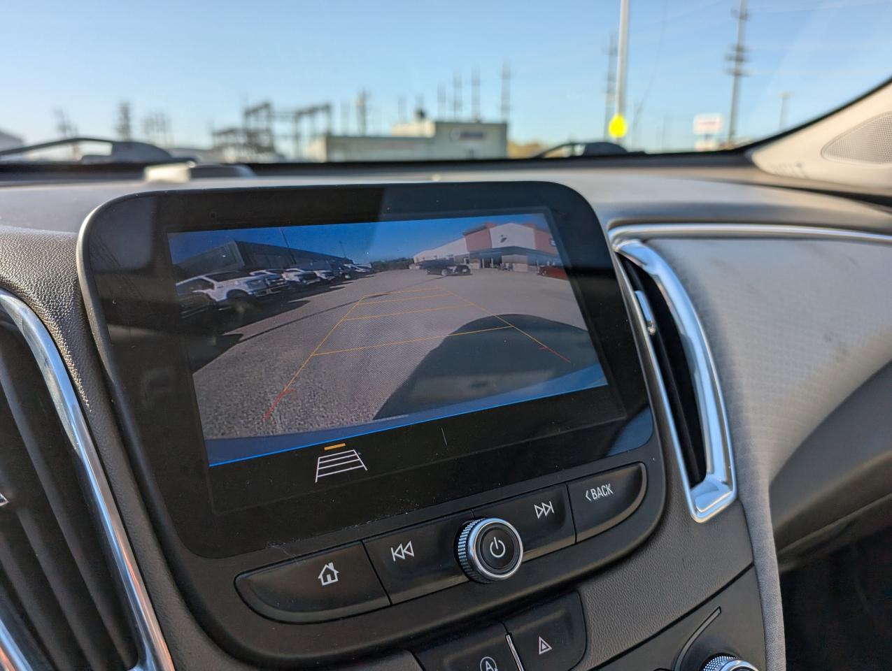 2020 Chevrolet Malibu LT | Heated Seats | Command start | MB Vehicle - Photo #15