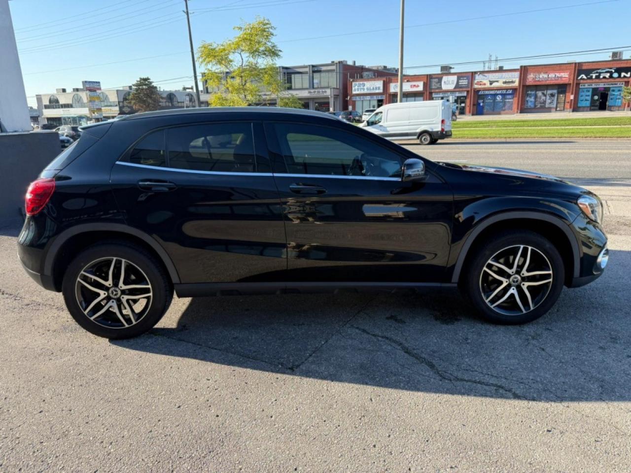 2020 Mercedes-Benz GLA GLA 250 4MATIC/ CLEAN CARFAX/ SERVICE RECORDS/ NAV - Photo #9