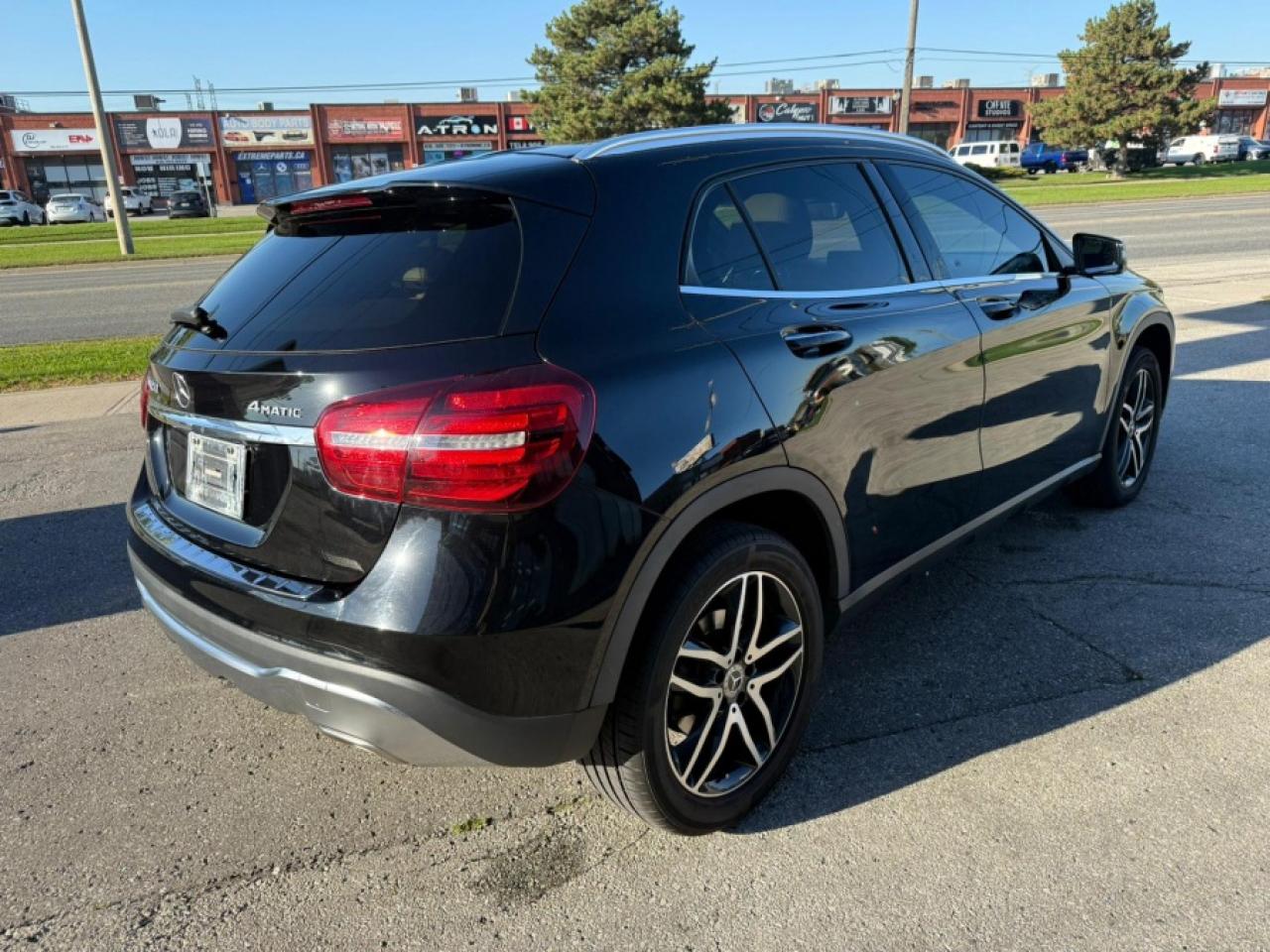 2020 Mercedes-Benz GLA GLA 250 4MATIC/ CLEAN CARFAX/ SERVICE RECORDS/ NAV - Photo #8