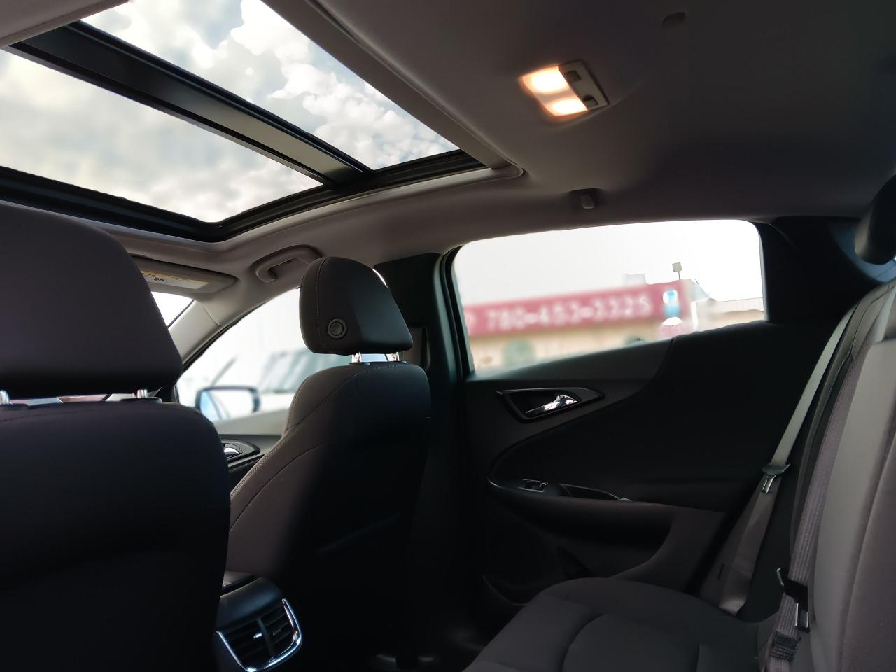 2023 Chevrolet Malibu 1LT Sport, Htd Seats, Pano Roof, Remote, BU Cam, - Photo #23