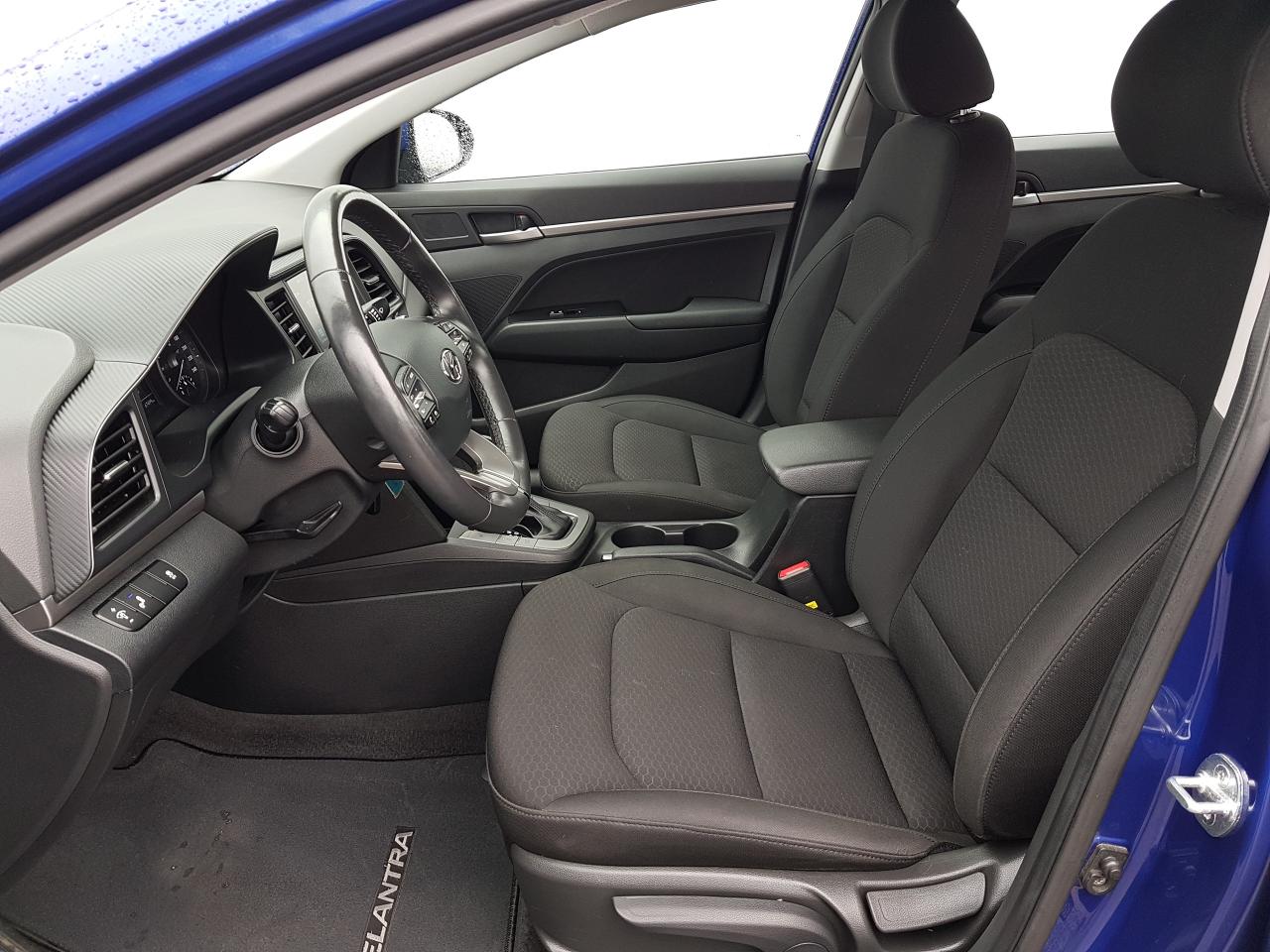 2020 Hyundai Elantra Preferred *HEATED SEATS* Photo