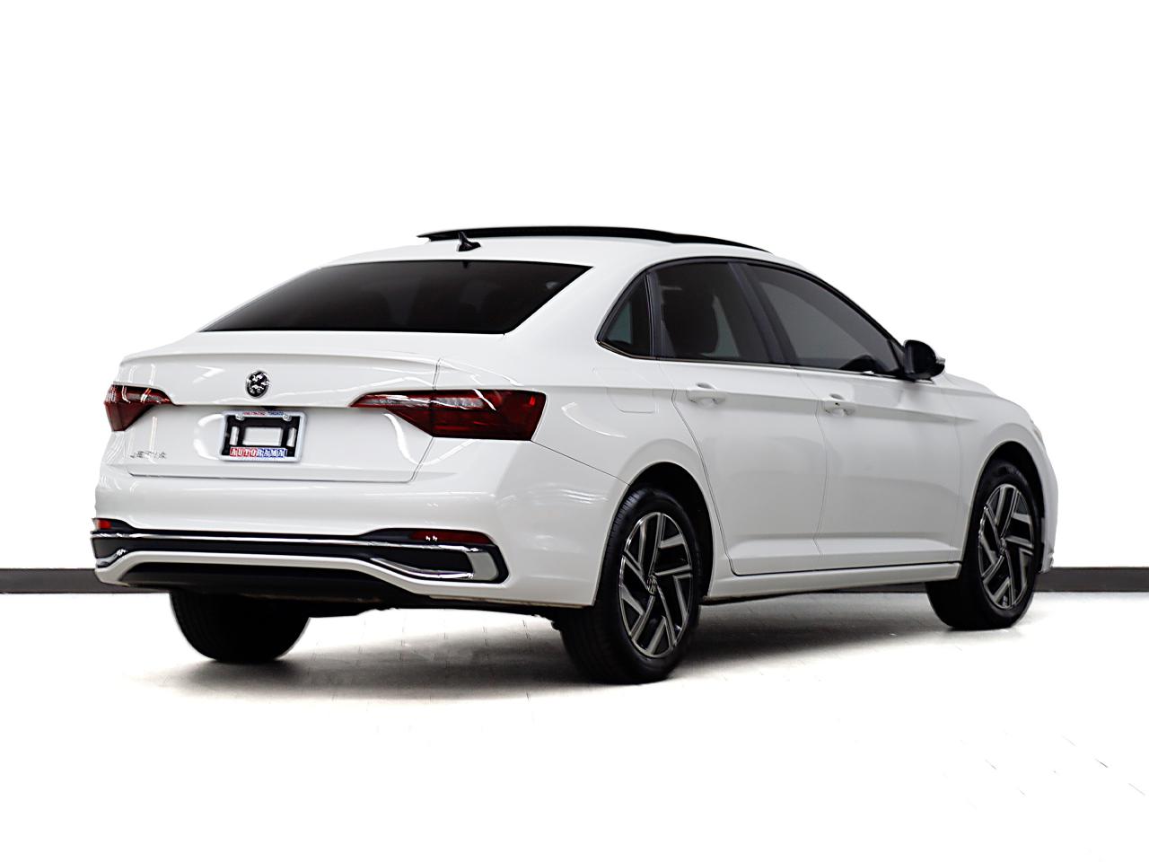 2022 Volkswagen Jetta GLI Nav | Leather | Sunroof | ACC | BSM | CarPlay