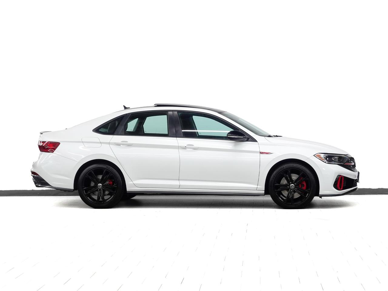 2022 Volkswagen Jetta GLI Nav | Leather | Sunroof | ACC | BSM | CarPlay