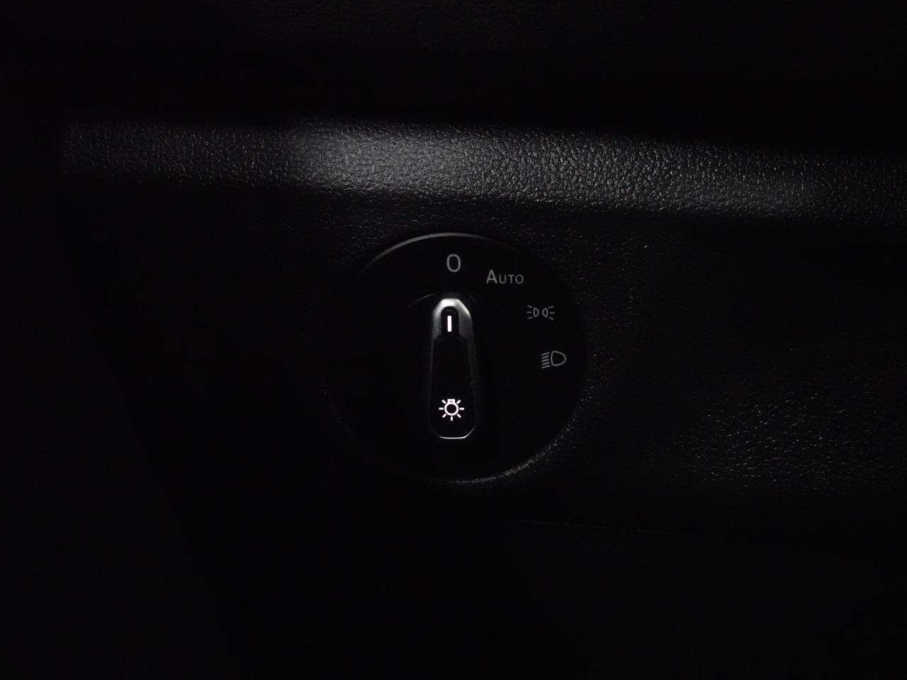 2022 Volkswagen Jetta GLI Nav | Leather | Sunroof | ACC | BSM | CarPlay