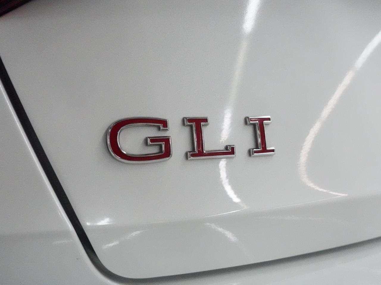 2022 Volkswagen Jetta GLI Nav | Leather | Sunroof | ACC | BSM | CarPlay