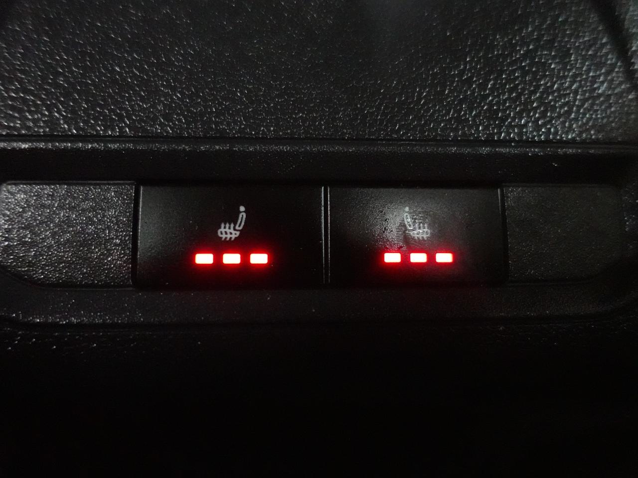 2022 Volkswagen Jetta GLI Nav | Leather | Sunroof | ACC | BSM | CarPlay