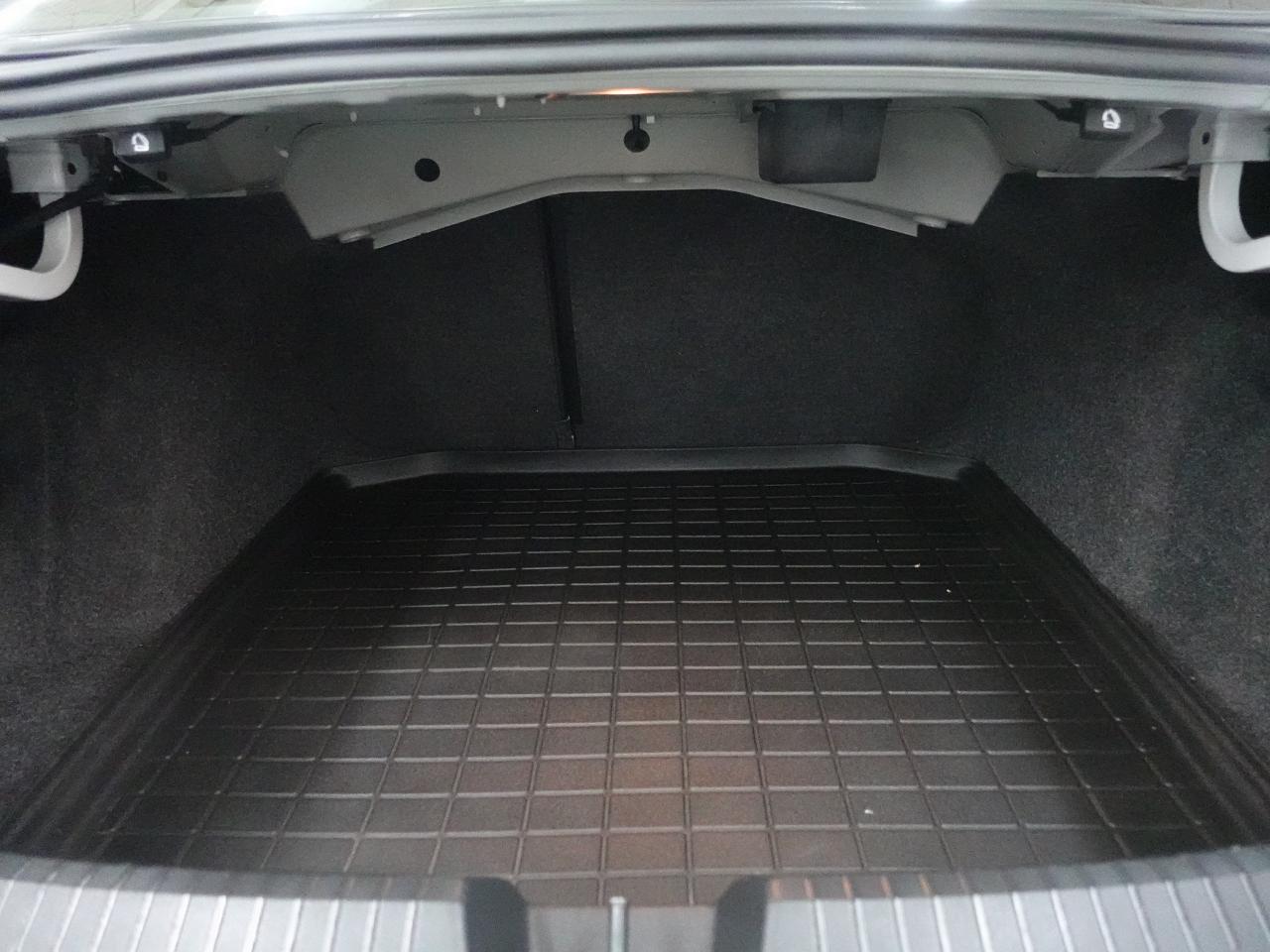 2022 Volkswagen Jetta GLI Nav | Leather | Sunroof | ACC | BSM | CarPlay